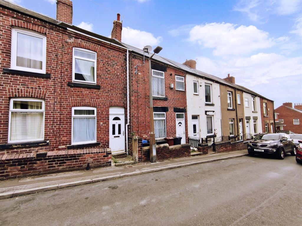 Main image of property: New Street, Mapplewell, Barnsley, S75 6EL