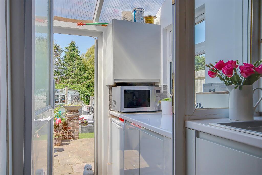 House in Worthing, West Sussex - View 6