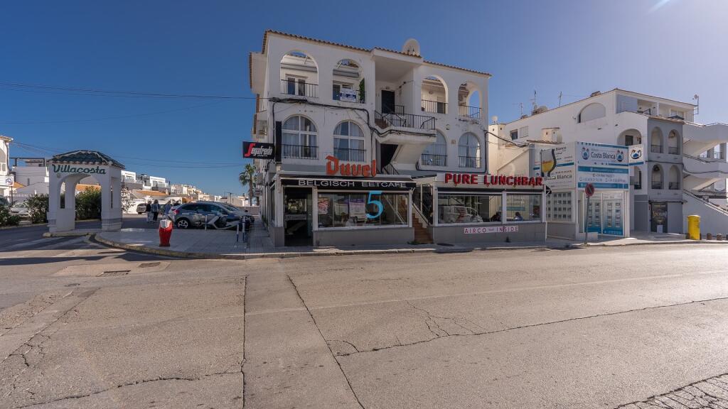 Main image of property: Valencia, Alicante, Villamartin