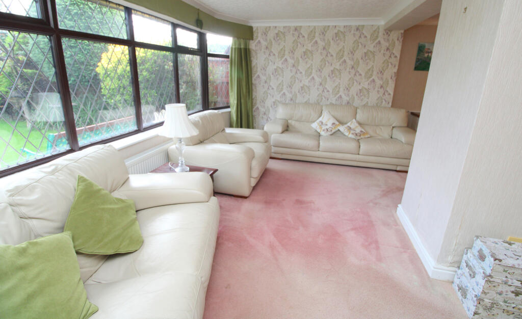 House in Llandudno, Rhyl - More