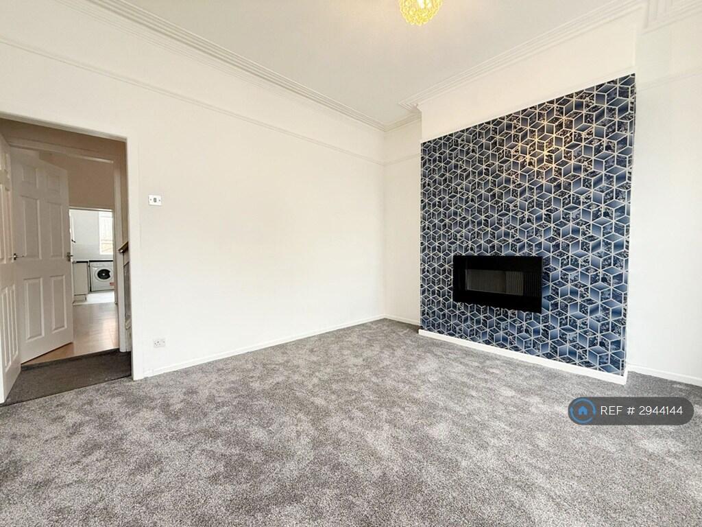 Main image of property: Coalshaw Green Road, Chadderton, Oldham, OL9