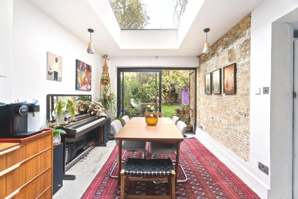 Main image of property: Cathnor Road, London, W12