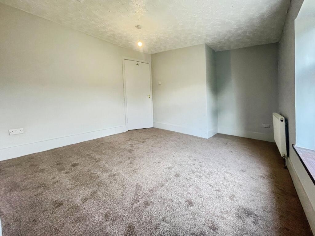 Thornfield Square, Bradford, BD2 3HB - View 6