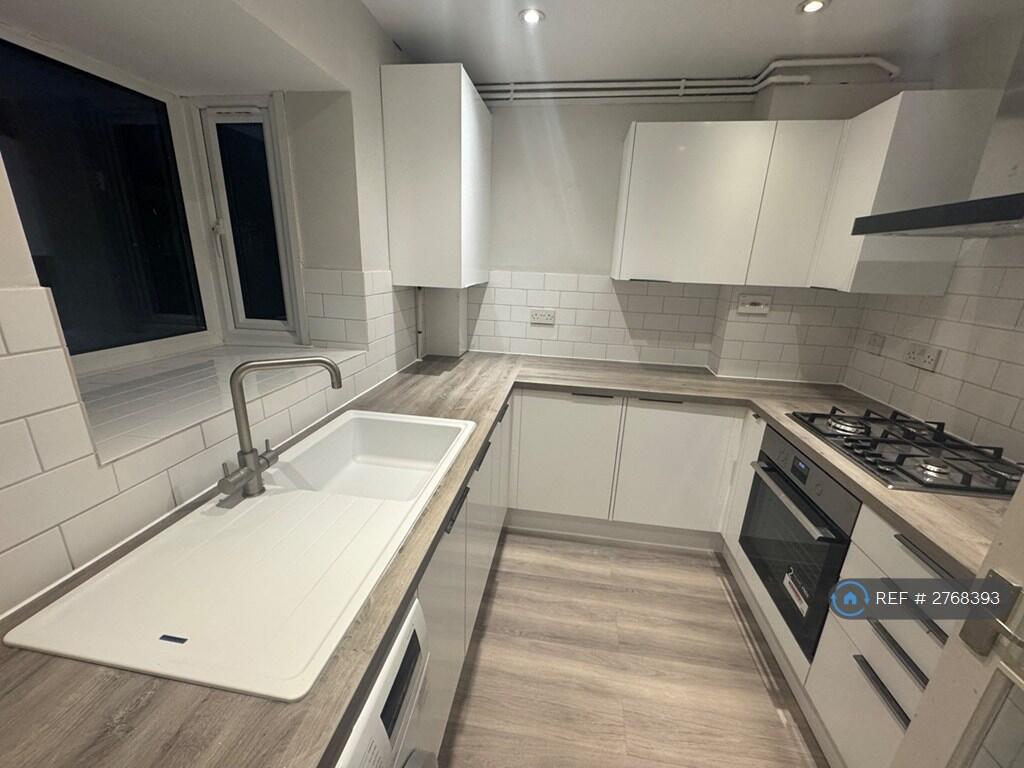 Main image of property: Linnet Mews, Balham, London, SW12