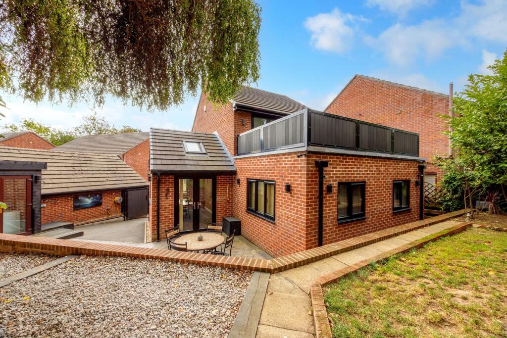 Main image of property: Oaks Farm Drive, Darton, Barnsley, S75