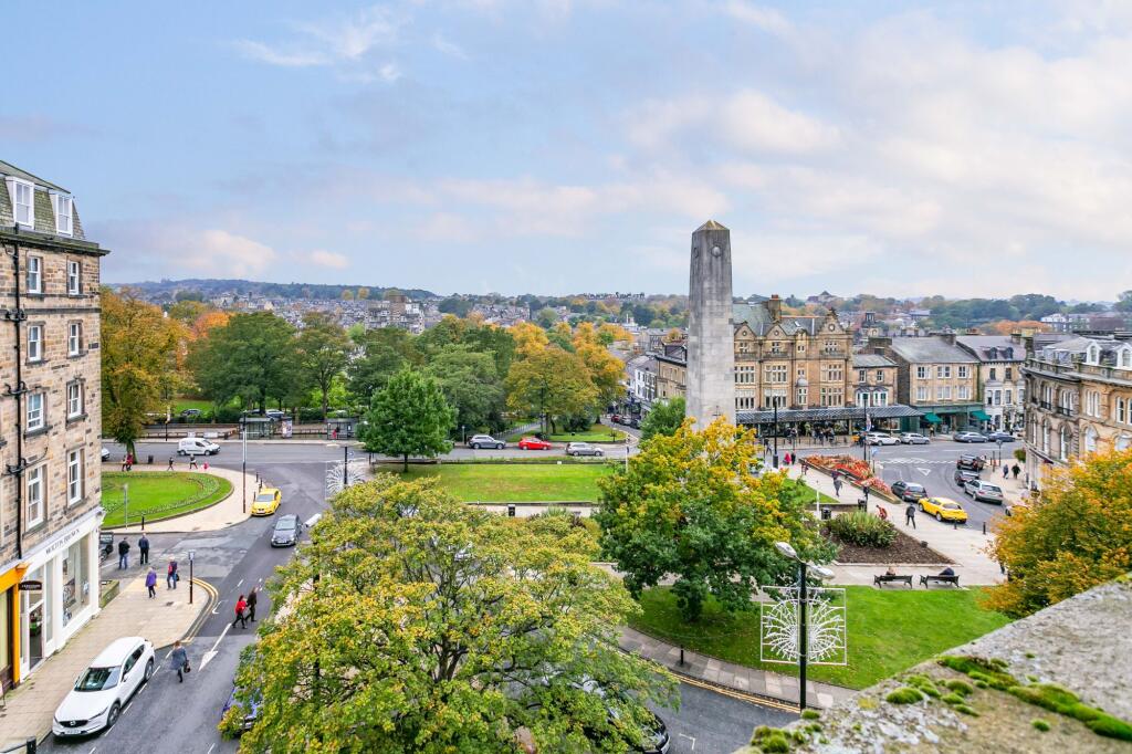 Apartment in Harrogate, Low Harrogate - View 4