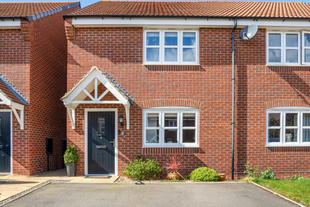 Main image of property: 34 Chamberlain Close, Kibworth, LE8 0XJ