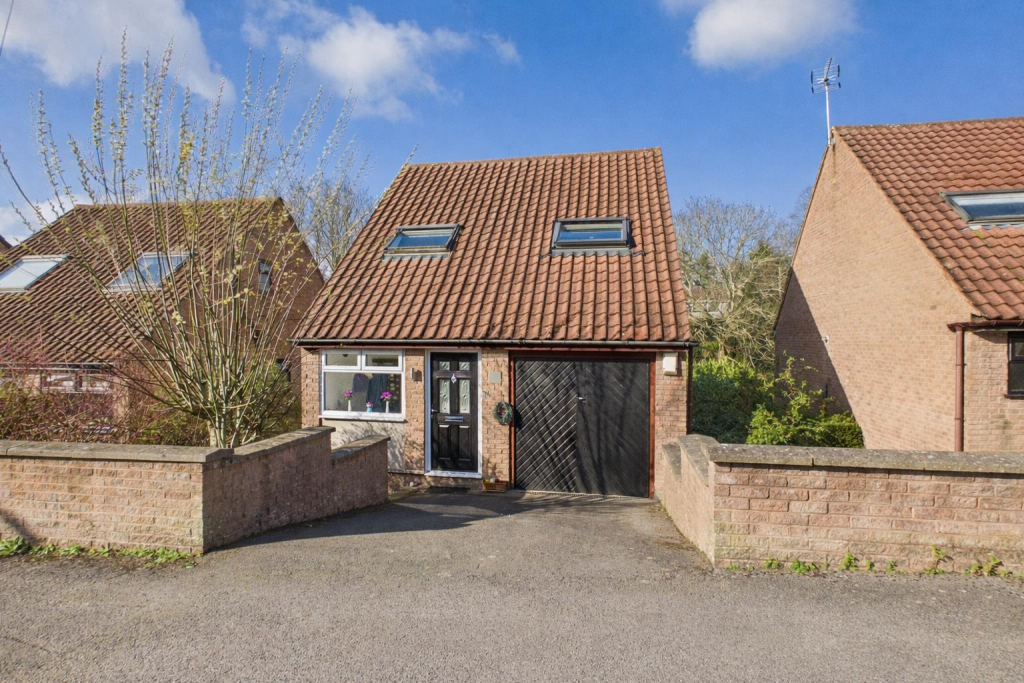 Main image of property: The Wynstones, Kingswood, Bristol
