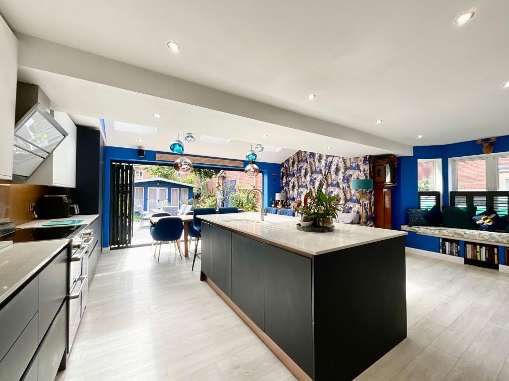 House in Stafford, Stone - View 2