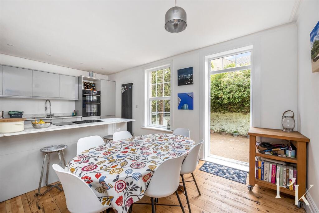 Colbourne Road, Hove photo 2