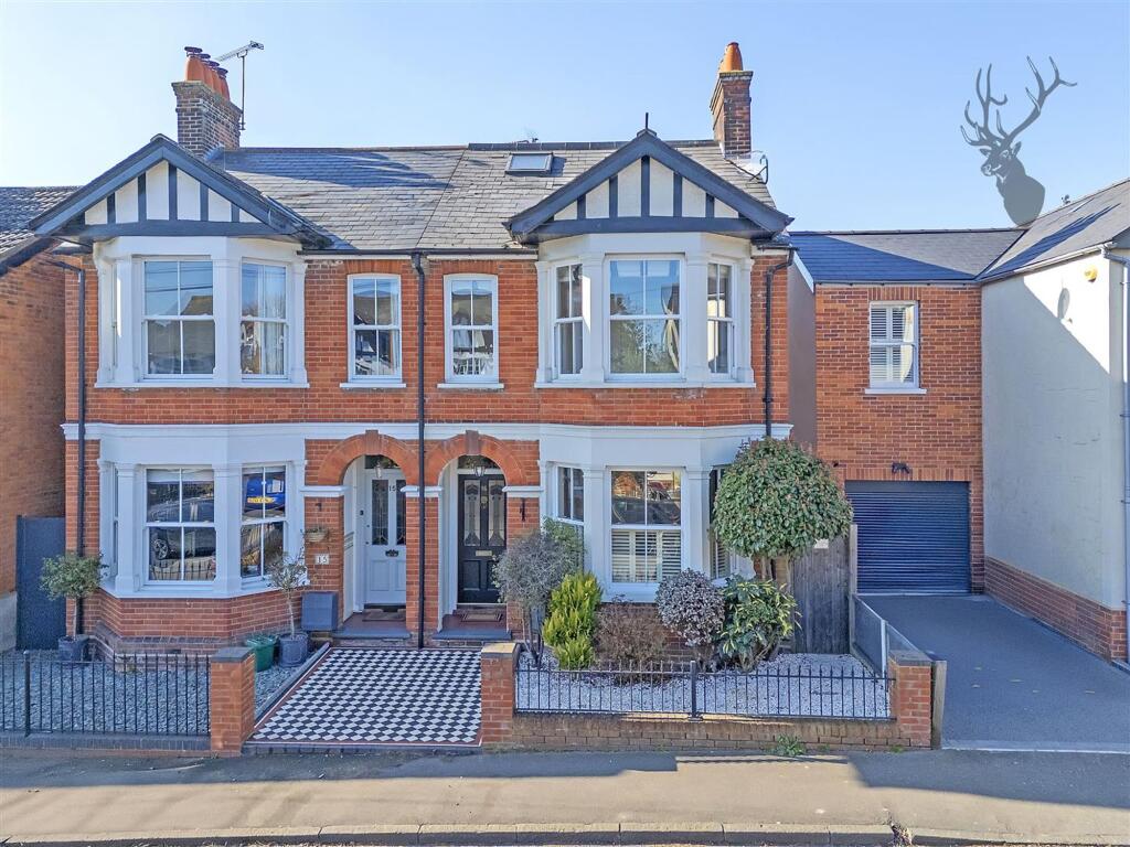 Hill Road, Chelmsford, CM2, Chelmsford