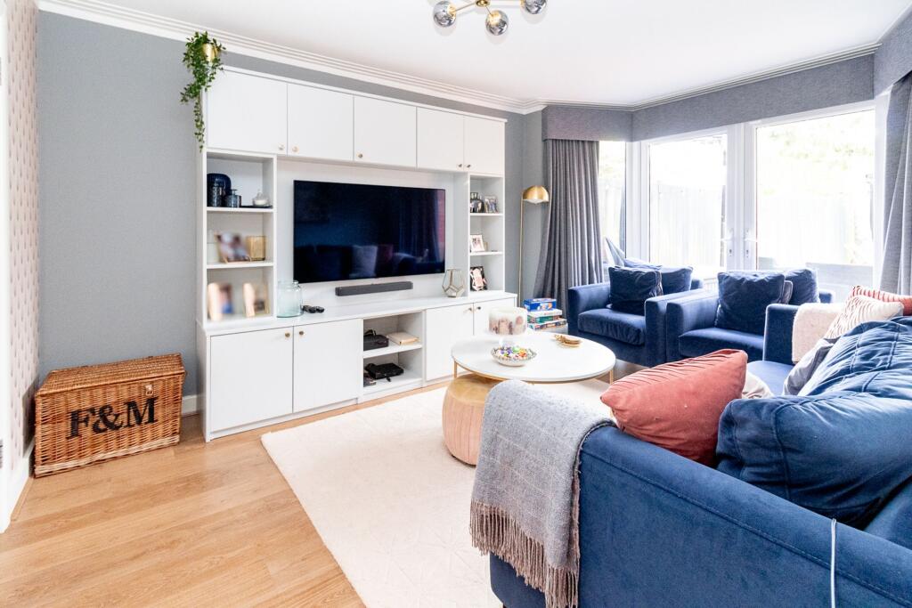House in Edgware, Broadfields, London Borough of Barnet - View 4