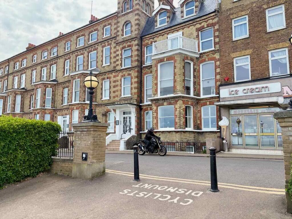 Main image of property: Victoria Parade, Broadstairs, Kent, CT10 1QS