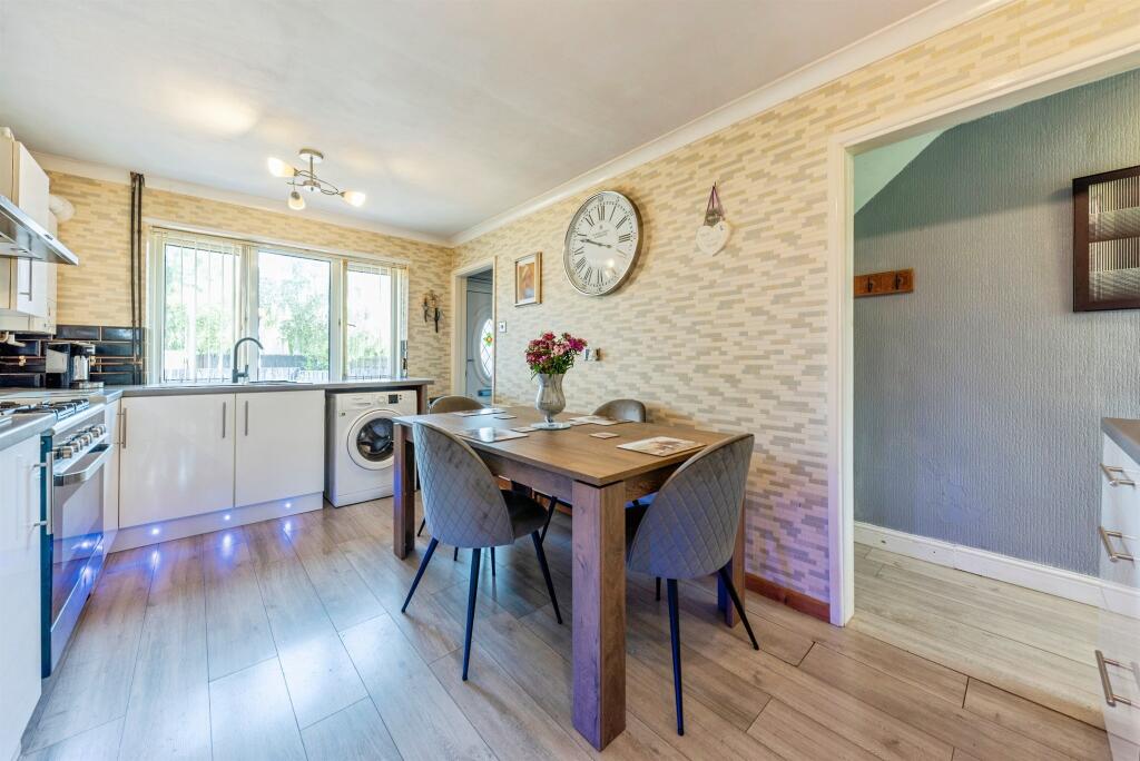 House in South Kesteven, Grantham - View 3