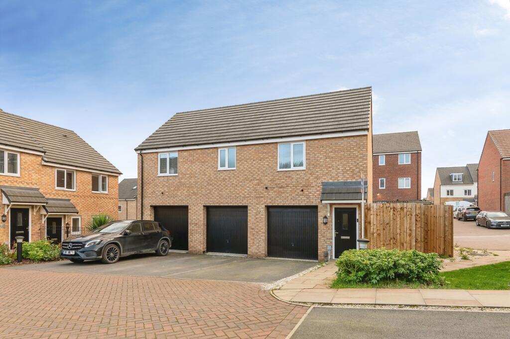 Main image of property: Withnall Close, Gedling, Nottingham, Nottinghamshire, NG4