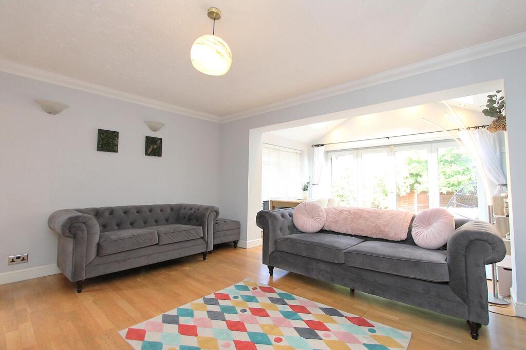 House in Dudley, West Midlands - More