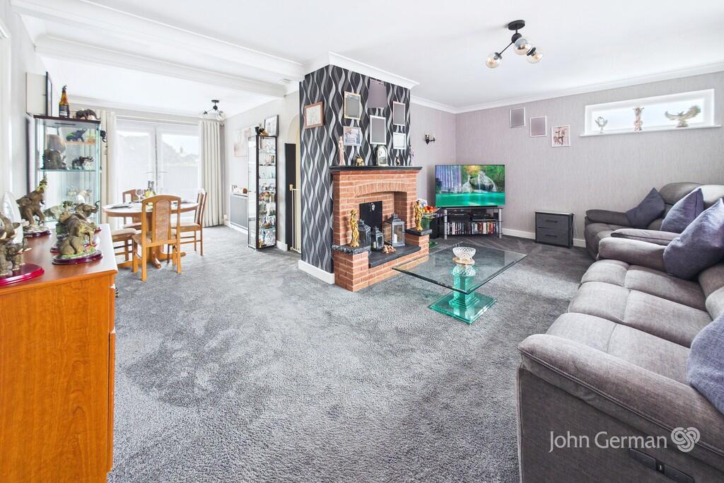 House in Nottingham - View 2