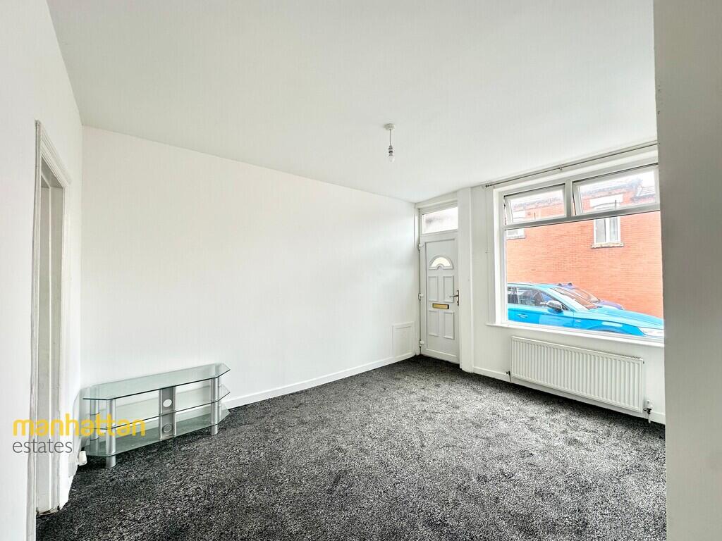 House in Bolton, Brownlow Fold, Halliwell - View 3