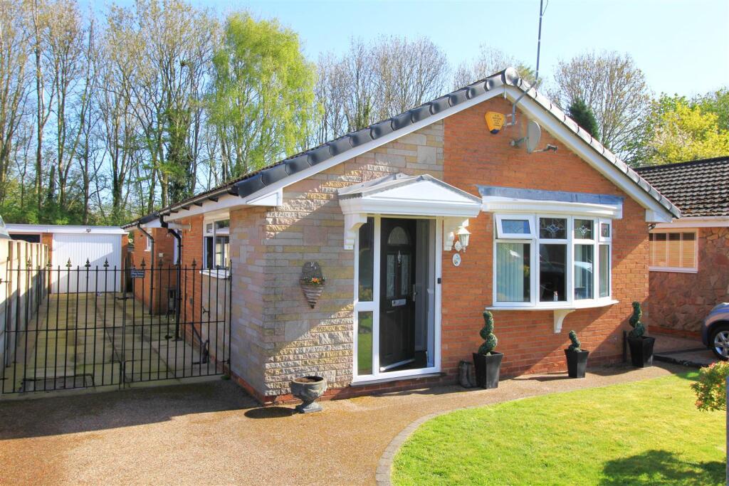 Main image of property: Linksfield, Denton