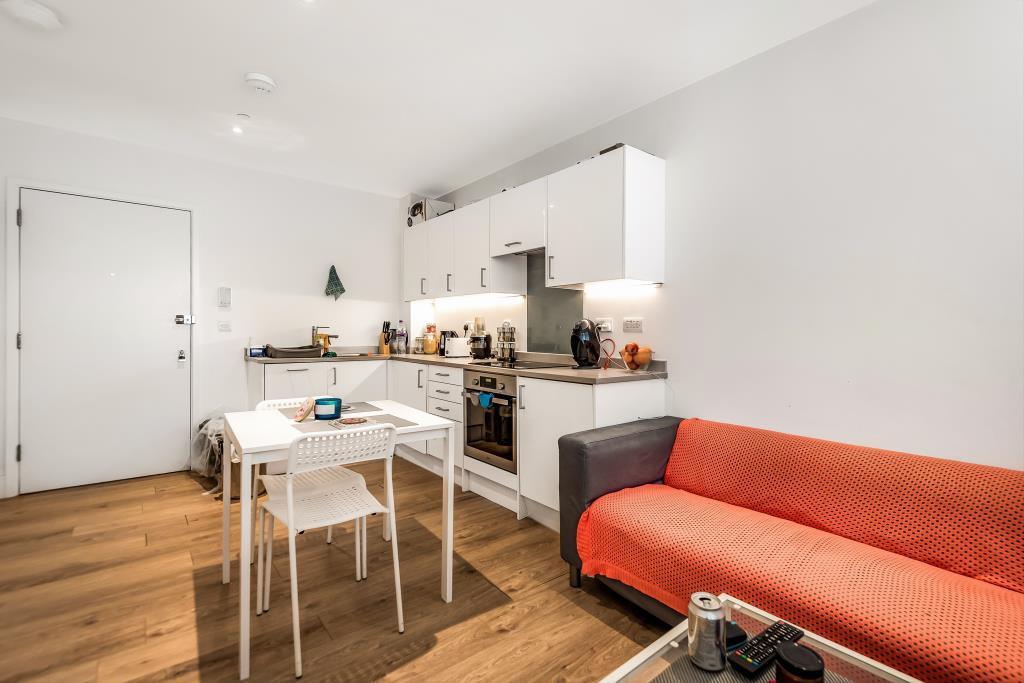 Main image of property: Kings Road, Reading, RG1