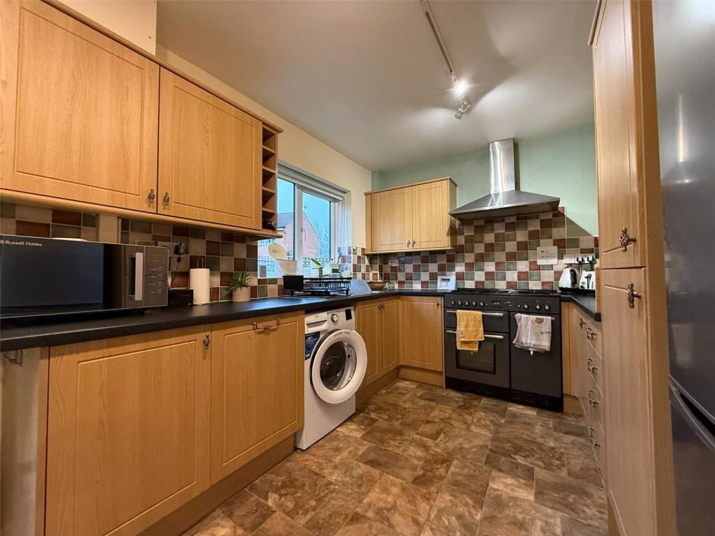 Sutton Court, Thirsk, North Yorkshire, YO7 photo 3