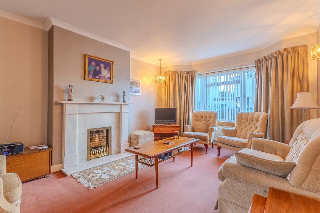 House in Kirkintilloch, East Dunbartonshire - View 2