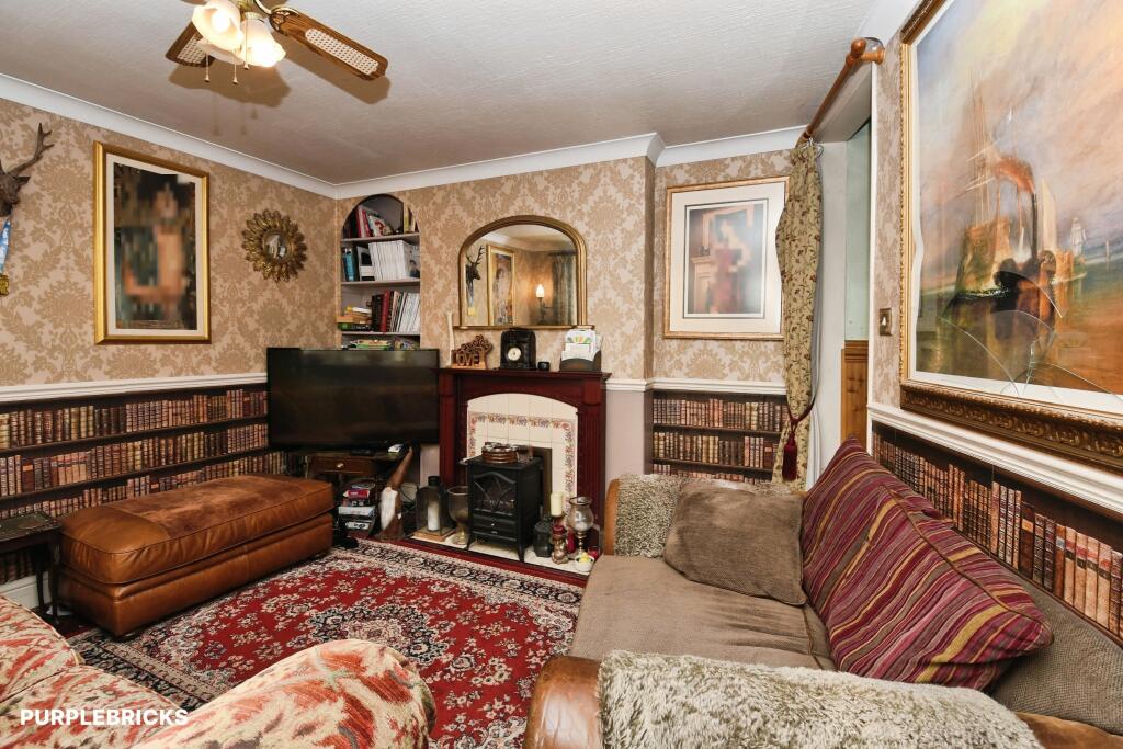 House in Nottingham - View 4