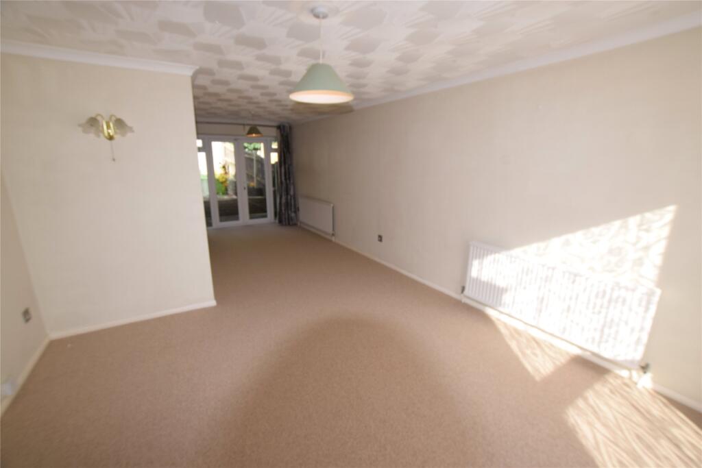 House in Bromley - View 2