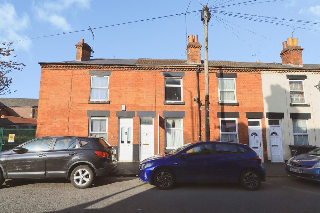 Main image of property: Radford Avenue, Kidderminster