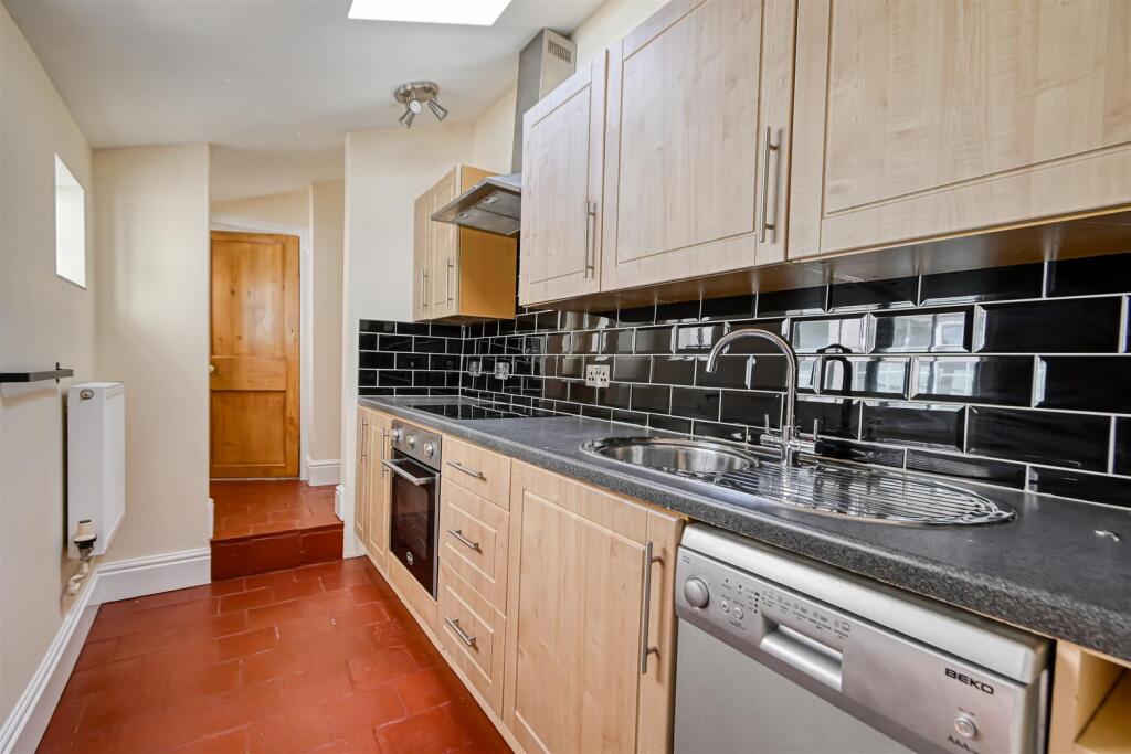 10a Chequers Yard St. Johns Street, Bridgnorth photo 4
