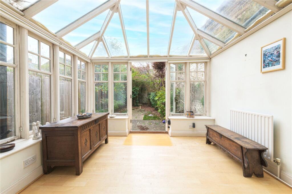 House in London - View 4