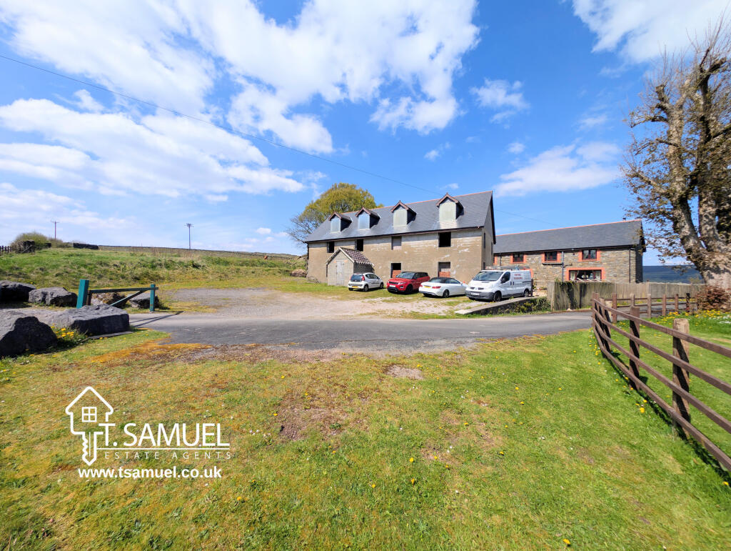 Main image of property: Farmhouse at Lan Farm Llanwonno Road, Mountain Ash, Mountain Ash, CF45 3EJ