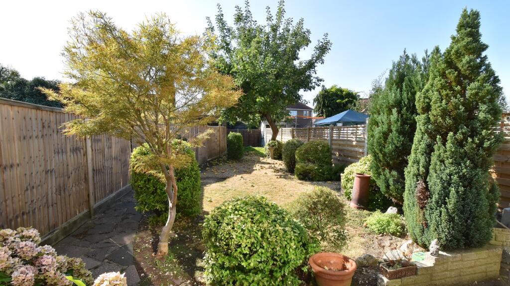 House in London - View 6