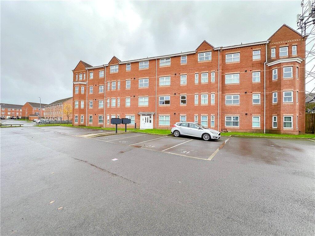2-bed flat on Fullerton Way, Thornaby, Stockton-on-Tees, £65,000