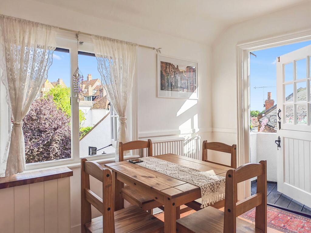 Apartment in Rother, The Strand, Rye - View 3
