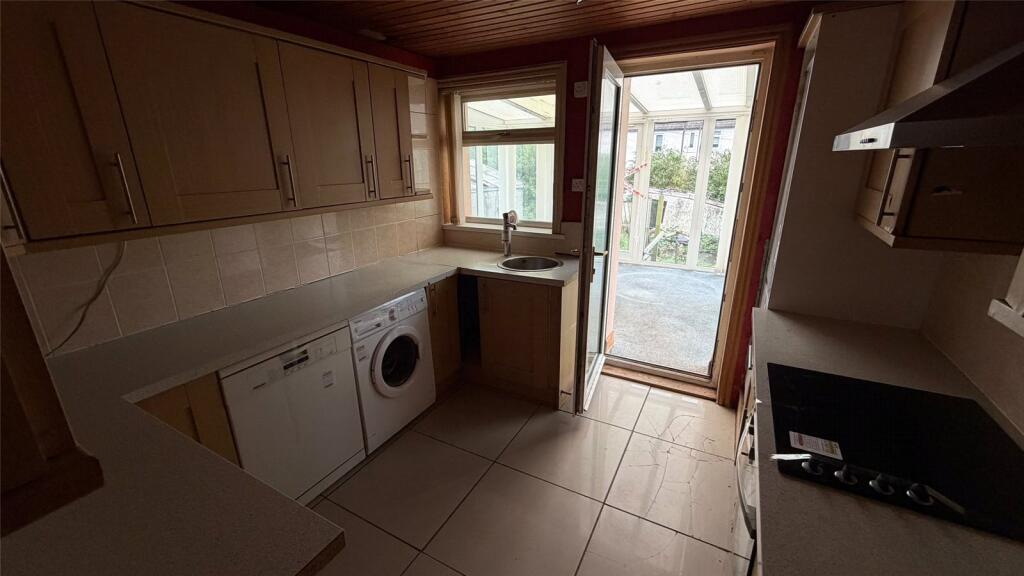 House in Kilmarnock, East Ayrshire - View 4