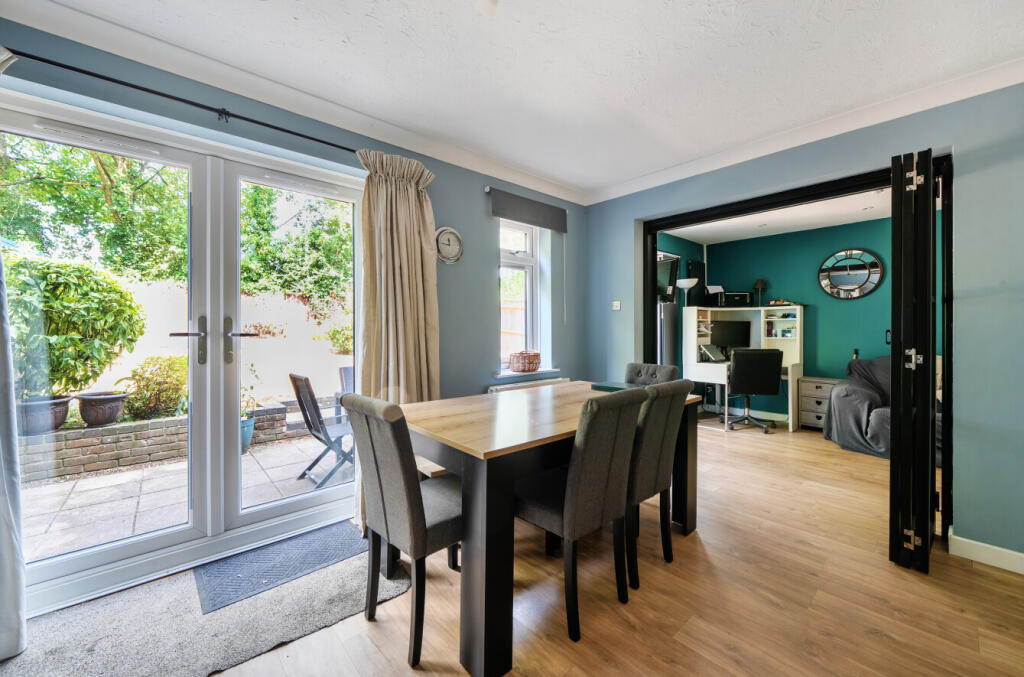House in Southampton - View 4