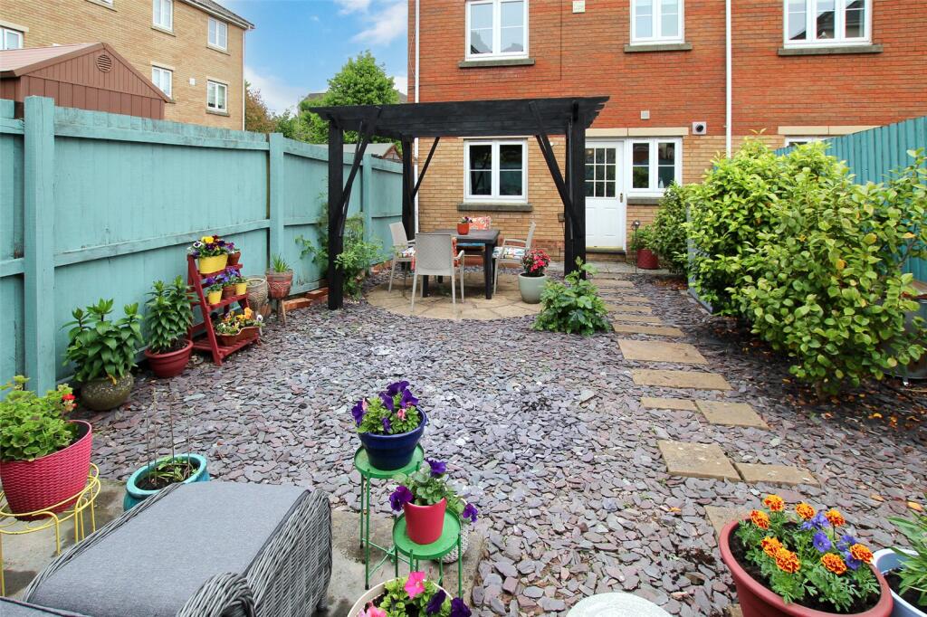 Blackberry Way, Pontprennau, Cardiff, CF23 photo 2