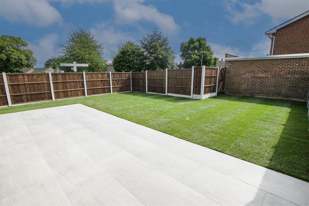 Glovers Field, Kelvedon Hatch, Brentwood photo 4