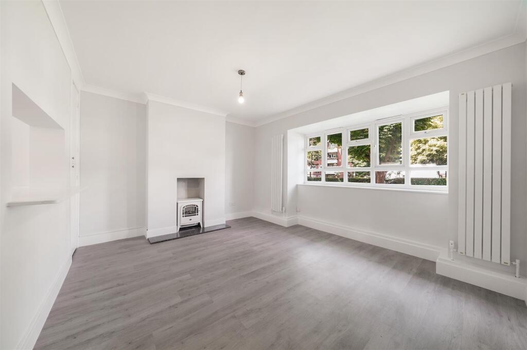 Main image of property: Aldrington Road, London