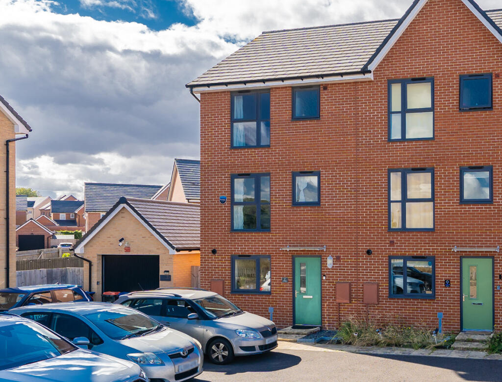 Main image of property: Farr Meadow, Eagle Farm South, Milton Keynes, MK17