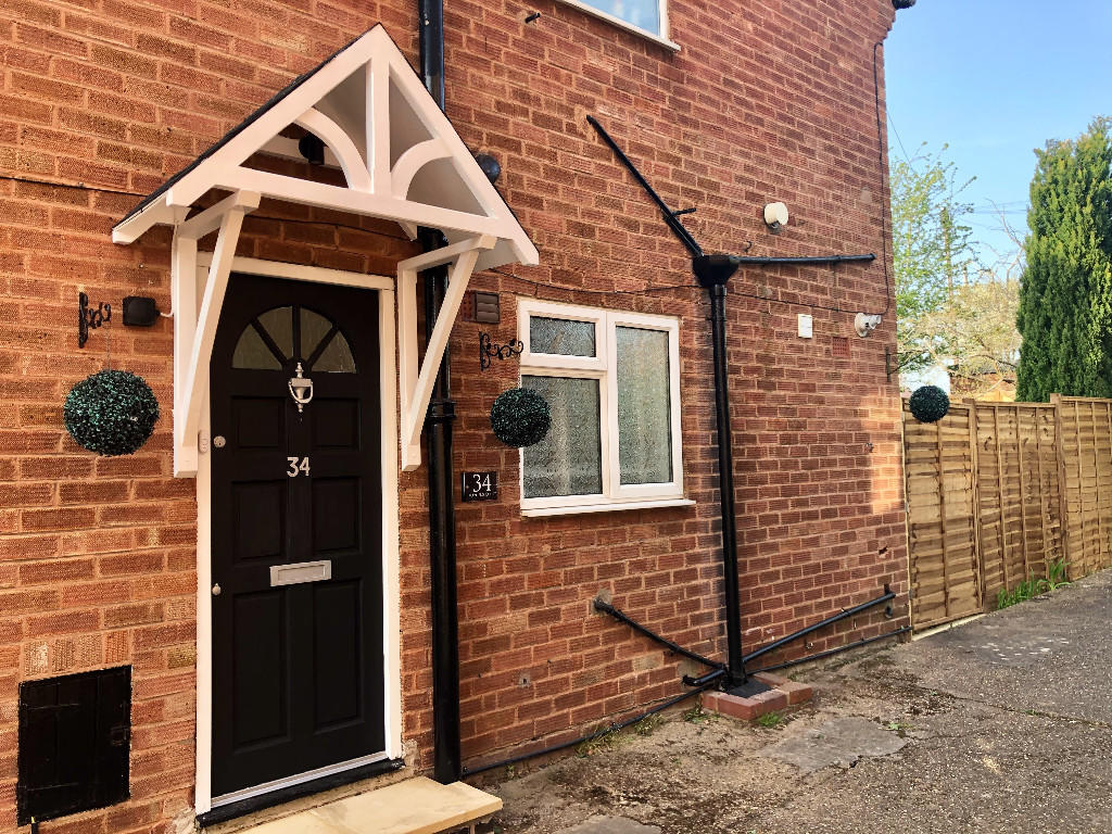 Main image of property: Mayfield Court, Stratford-Upon-Avon, Warwickshire, CV37