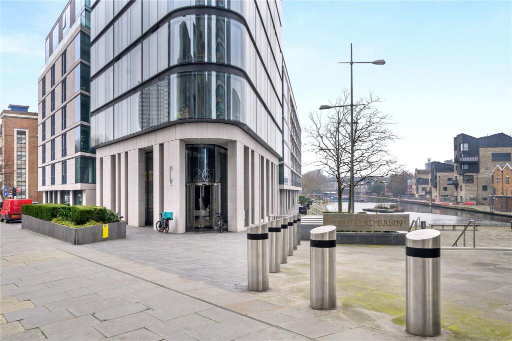 Chronicle Tower, 261B City Road, Islington, London, EC1V - More