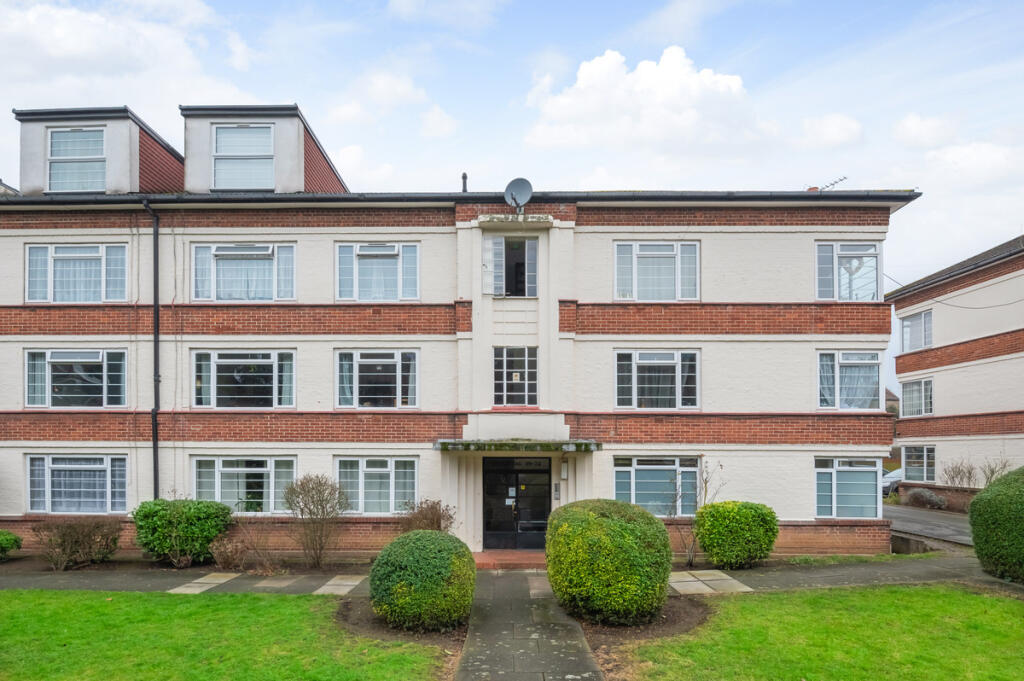 Main image of property: Manor Vale, Brentford, TW8
