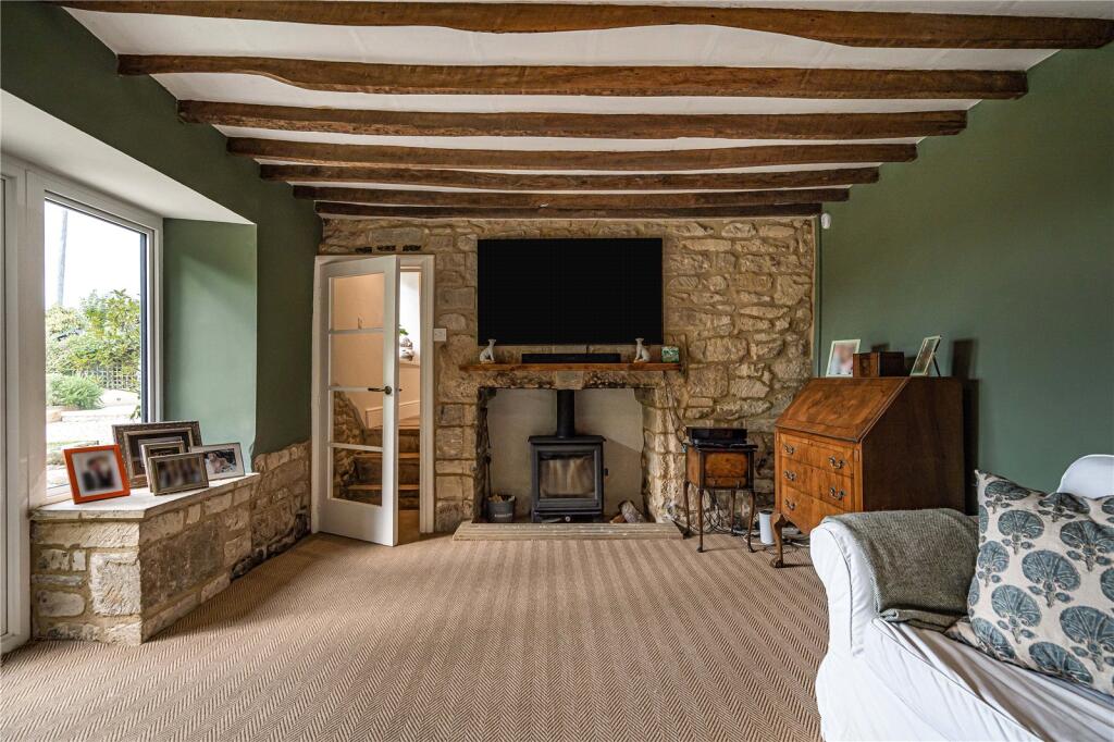 House in Gloucester - More