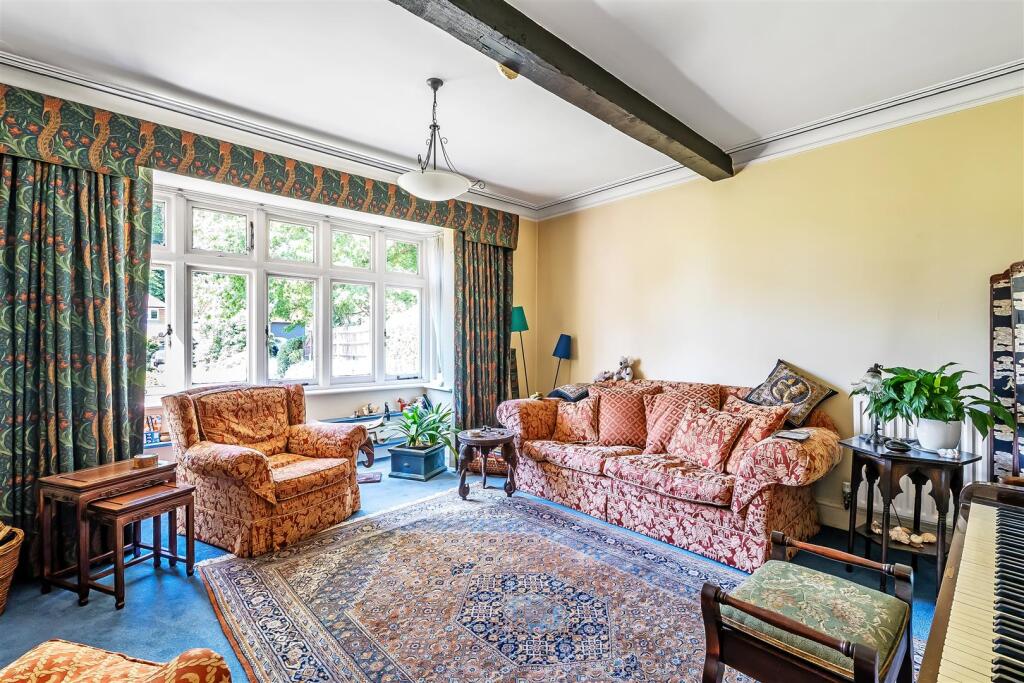 House in Redhill - More