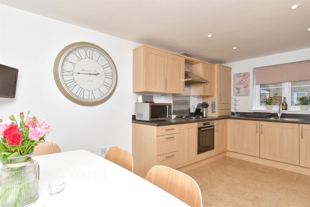House in Rochester, Frindsbury Extra - View 5