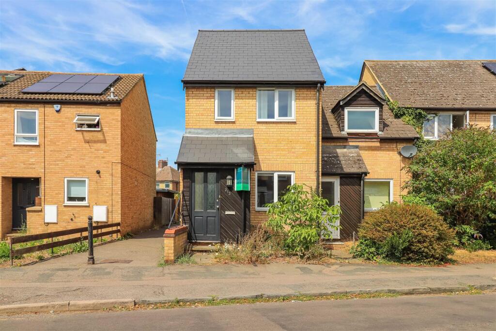 Main image of property: High Street, Chesterton, Cambridge