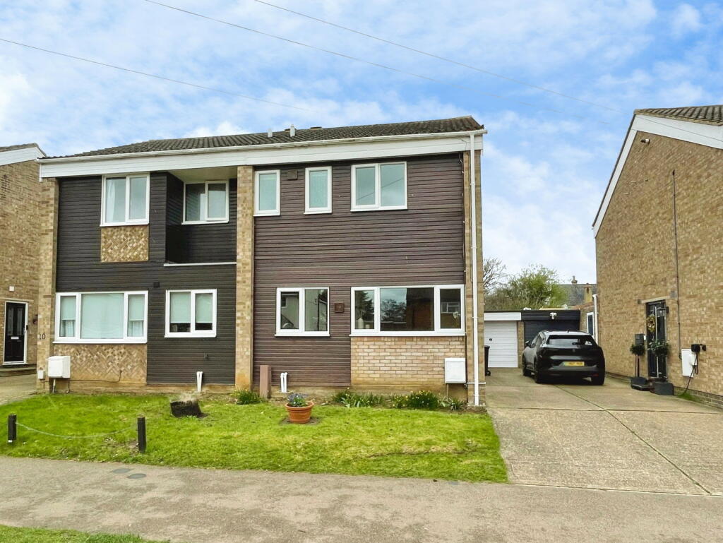 Main image of property: Bloomfield Drive, Shefford, SG17 5BU