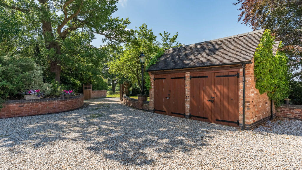 Additional image 30 of Carpenters Hill, Beoley, Redditch